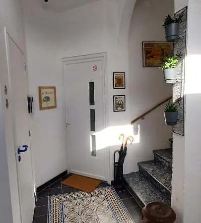 De L'ecluse - La Cote De L'or Apartment *
